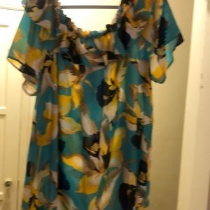 Flowered multicolored blouse